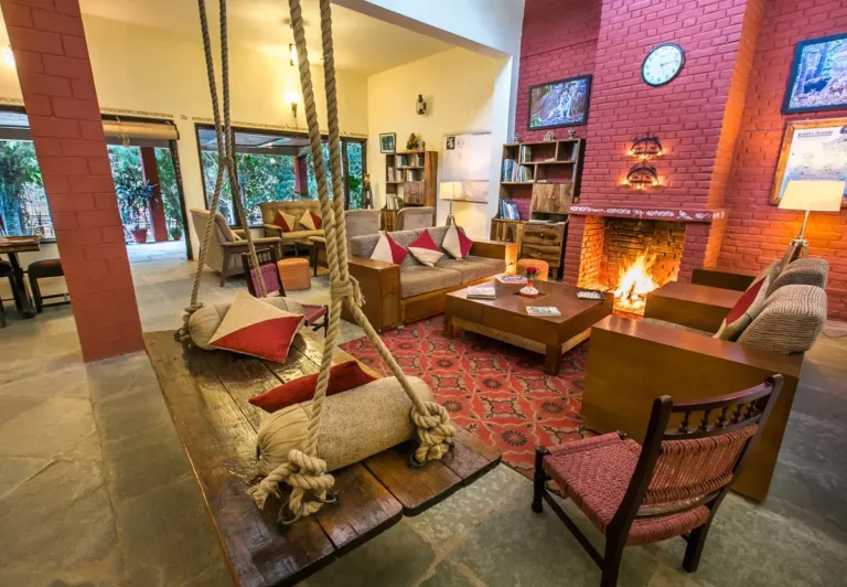 Read more about the article Bandhavgarh Jungle Lodge